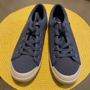 Teva Women's Blue Sneakers